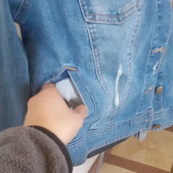 Fringe Cowgirl Jean Jacket - Picture 5 of 9